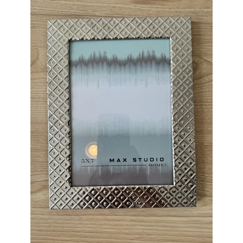 5x7 Silver Textured Metal Picture Frame Diamond Pattern Tabletop Display Frame